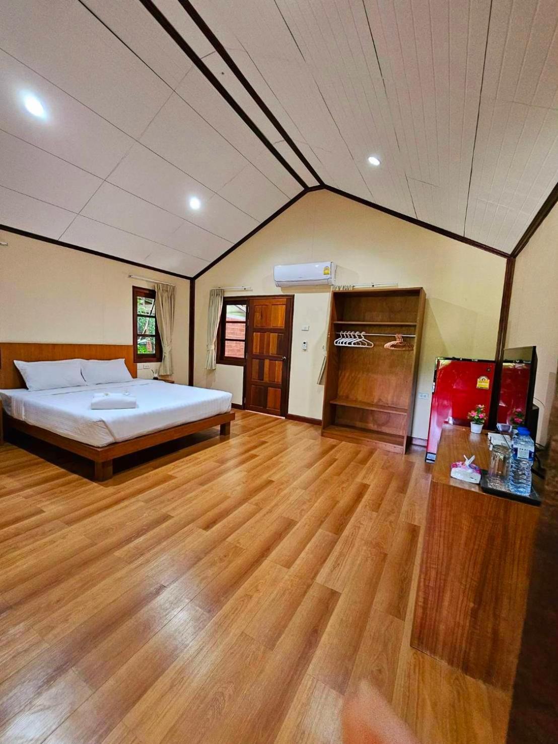 Samran Resort Чалонг Экстерьер фото